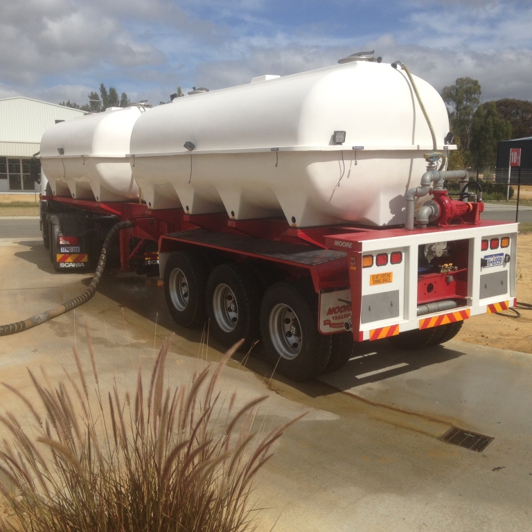 Water carrier semi trailer
